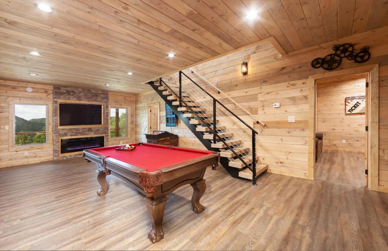 Thunder Mountain Lodge Cabin Sevierville Exterior photo